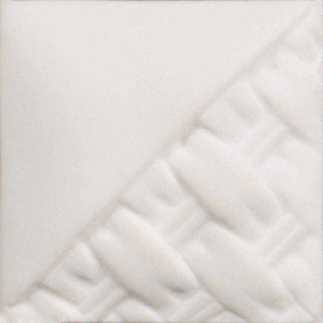 Mayco EG-001 White — cone 6 swatch