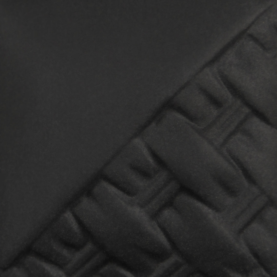 Mayco EG-005 Black — cone 6 swatch