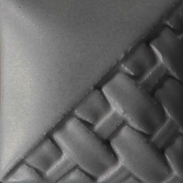 Mayco SW-142 Gray — cone 6 swatch